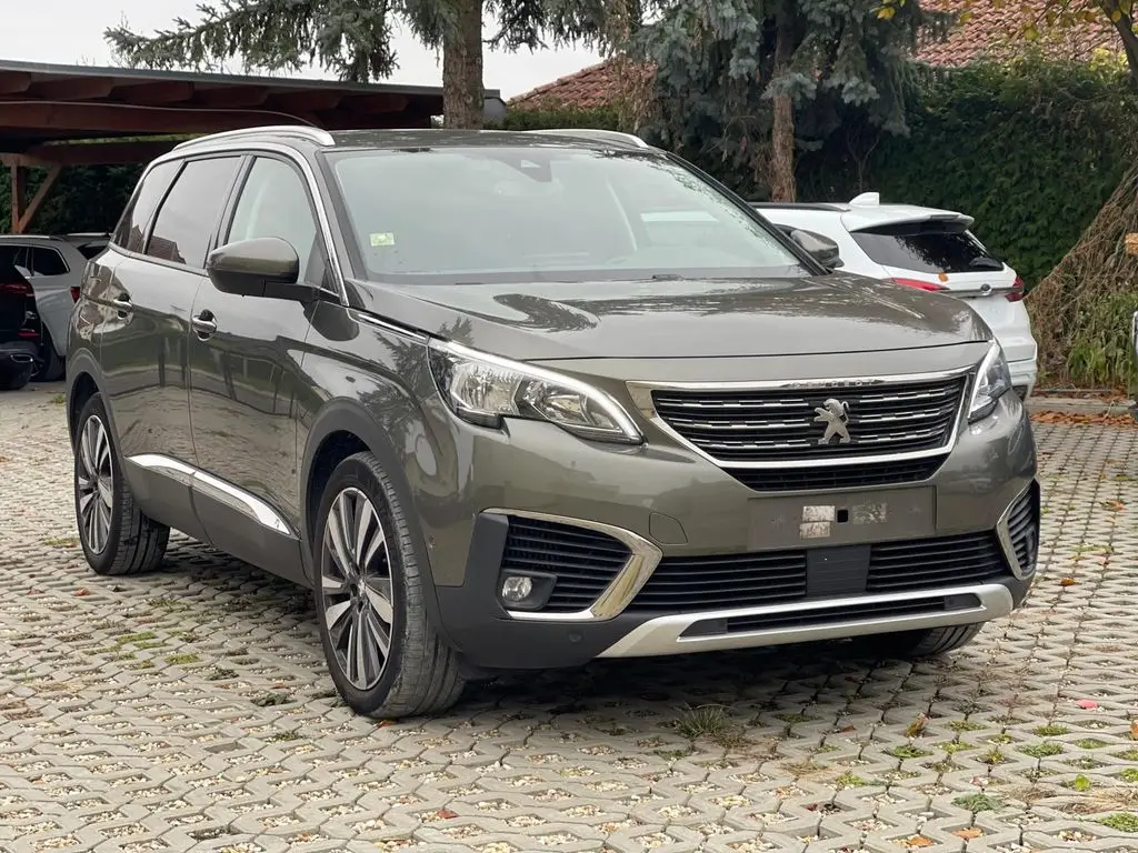 Photo 1 : Peugeot 5008 2019 Diesel