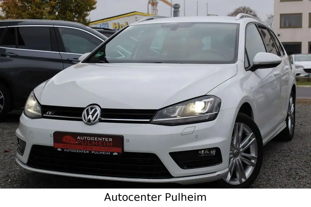 Photo 1 : Volkswagen Golf 2015 Essence