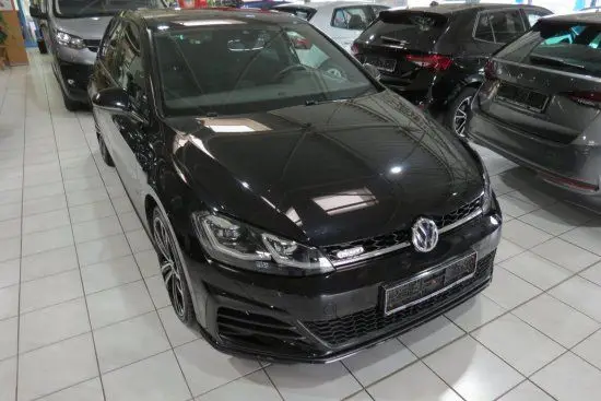 Photo 1 : Volkswagen Golf 2018 Diesel