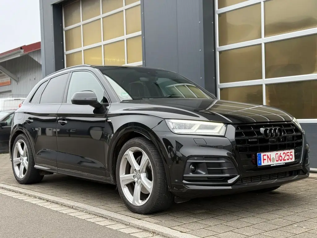 Photo 1 : Audi Q5 2018 Diesel