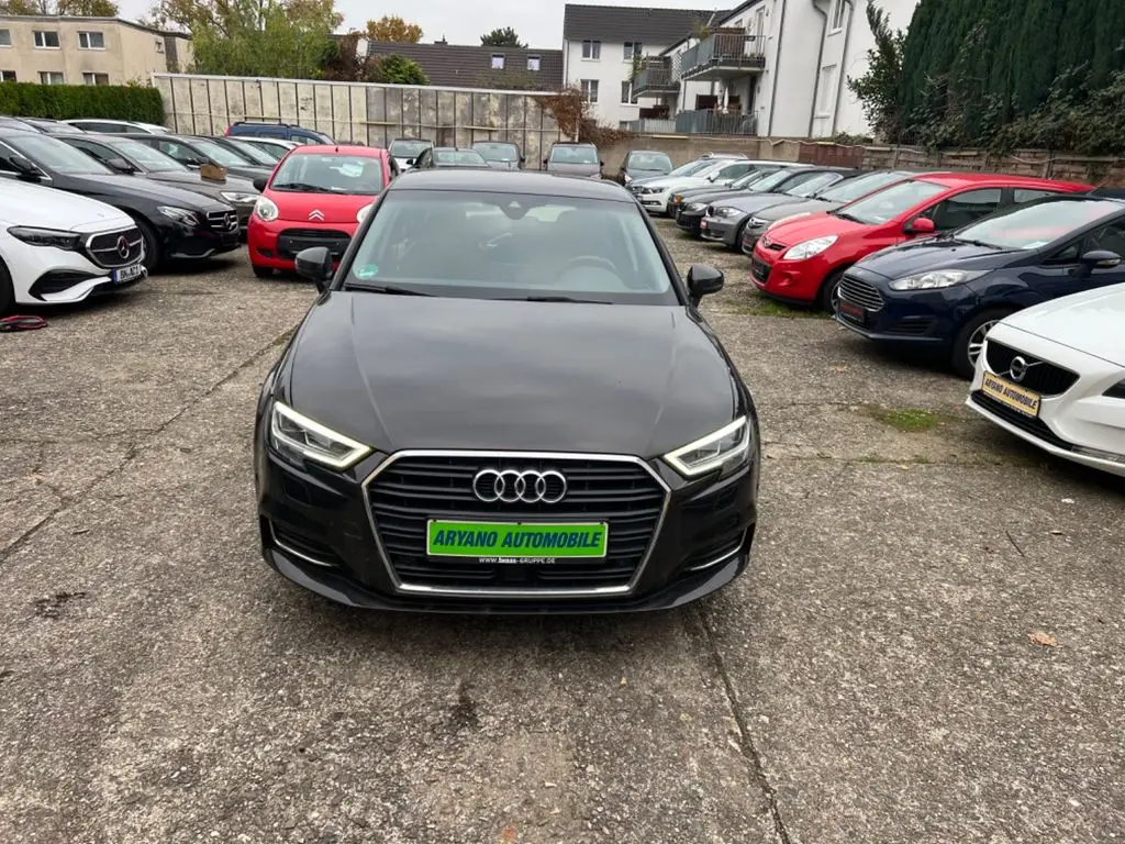 Photo 1 : Audi A3 2017 Diesel