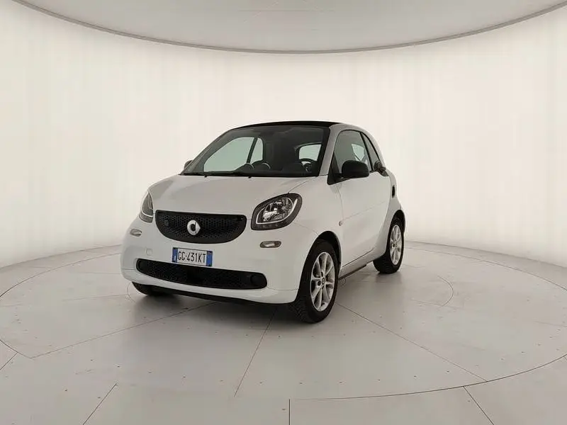 Photo 1 : Smart Fortwo 2018 Non renseigné