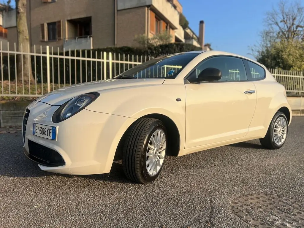 Photo 1 : Alfa Romeo Mito 2015 Diesel