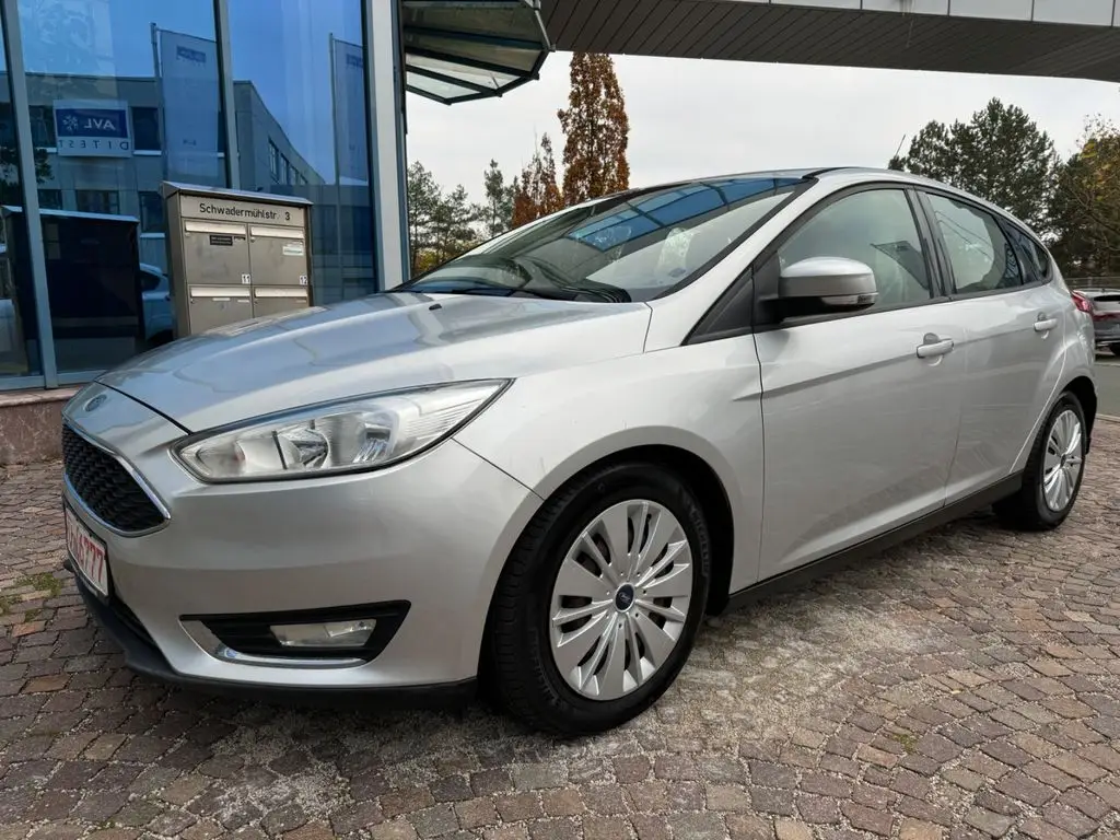 Photo 1 : Ford Focus 2015 Diesel