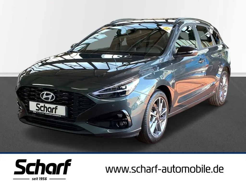 Photo 1 : Hyundai I30 2024 Petrol