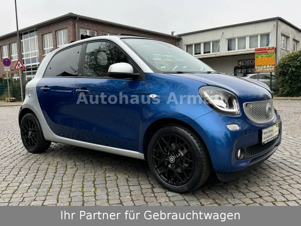 Photo 1 : Smart Forfour 2016 Petrol