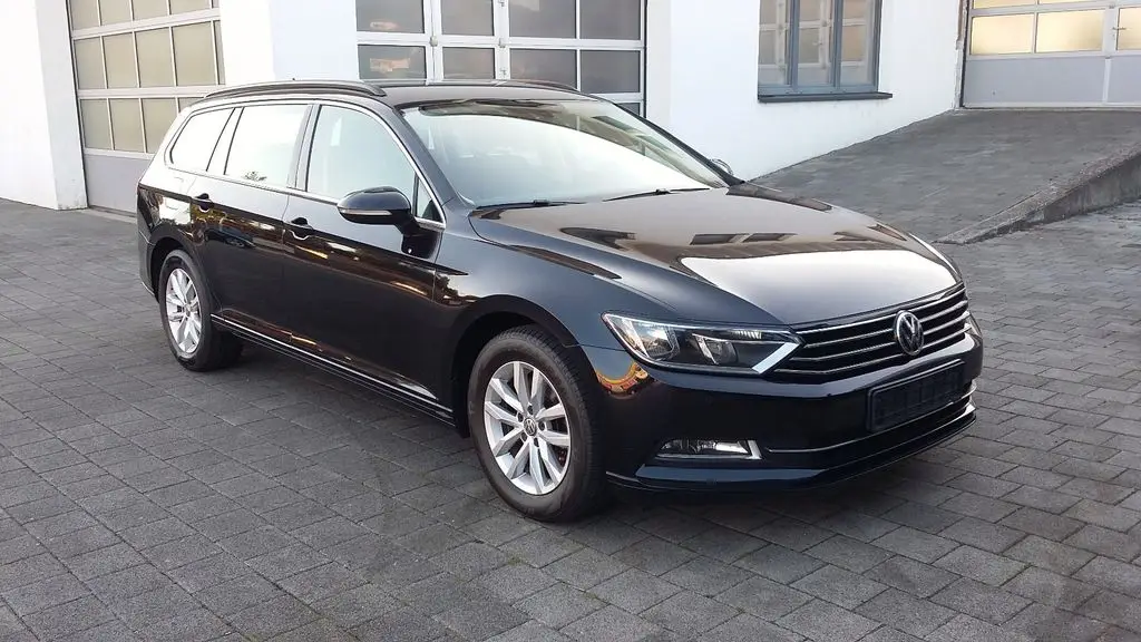 Photo 1 : Volkswagen Passat 2016 Diesel