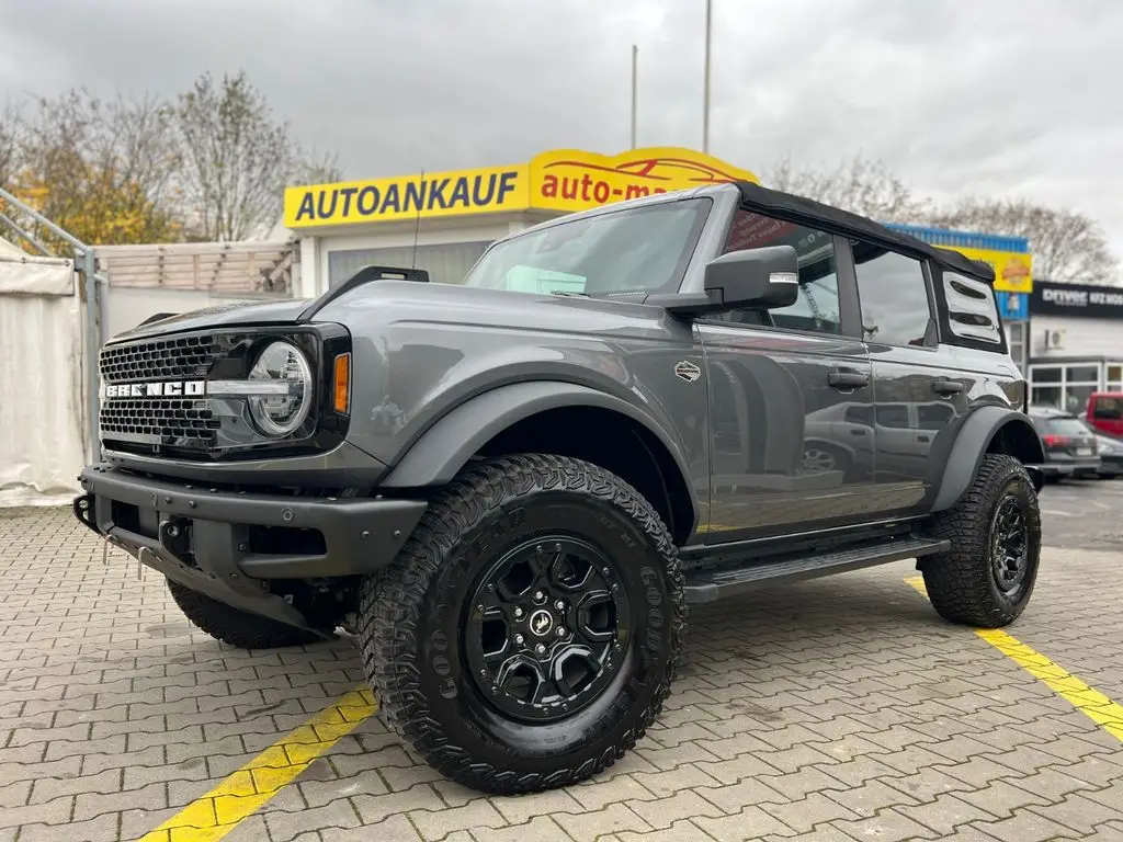 Photo 1 : Ford Bronco 2023 Essence