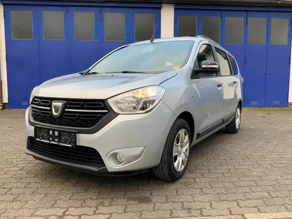 Photo 1 : Dacia Lodgy 2019 Petrol