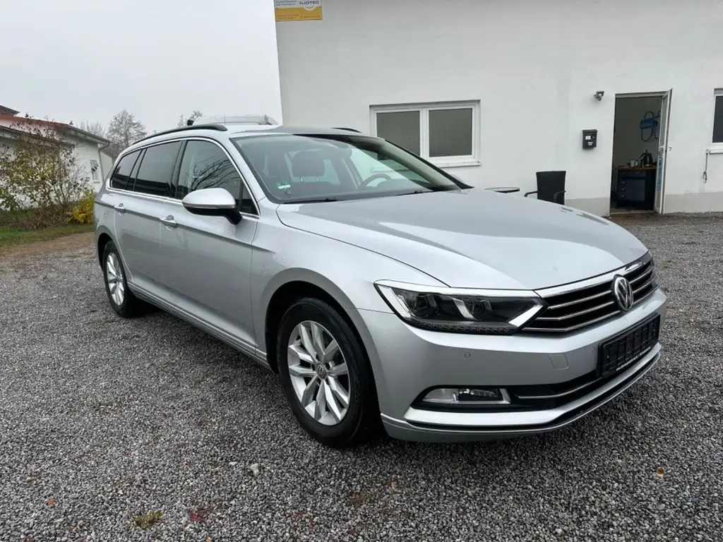 Photo 1 : Volkswagen Passat 2019 Diesel