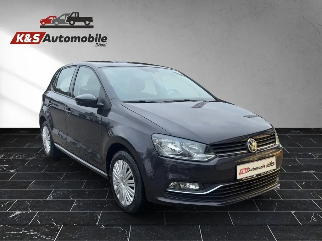 Photo 1 : Volkswagen Polo 2016 Petrol