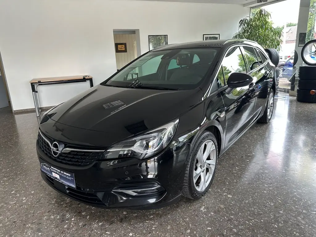 Photo 1 : Opel Astra 2021 Petrol