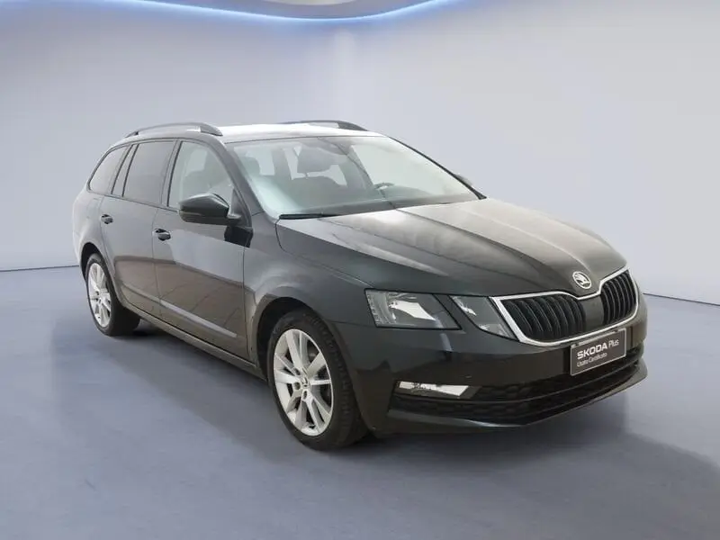 Photo 1 : Skoda Octavia 2019 Diesel