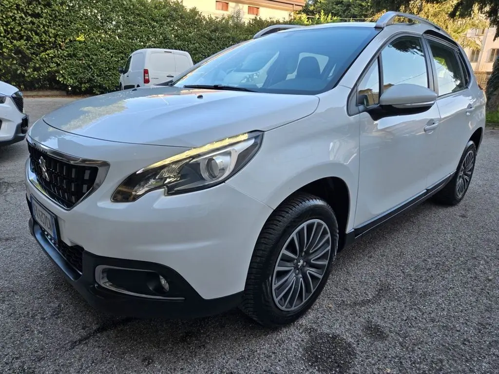 Photo 1 : Peugeot 2008 2017 Diesel