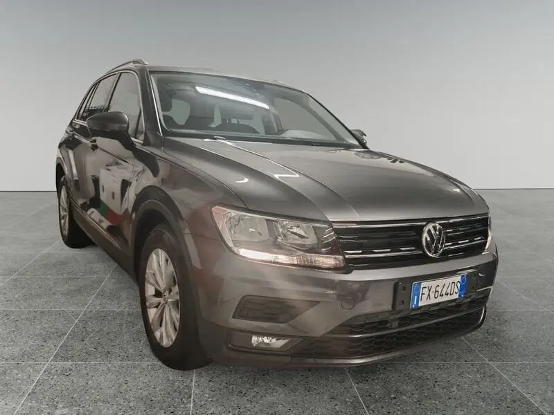 Photo 1 : Volkswagen Tiguan 2019 Diesel