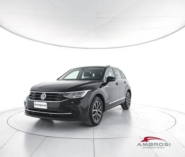 Photo 1 : Volkswagen Tiguan 2021 Diesel