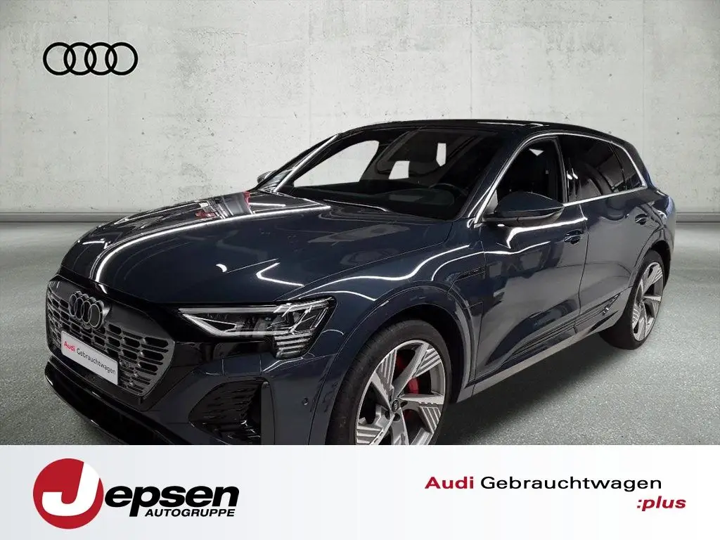 Photo 1 : Audi Q8 2024 Not specified