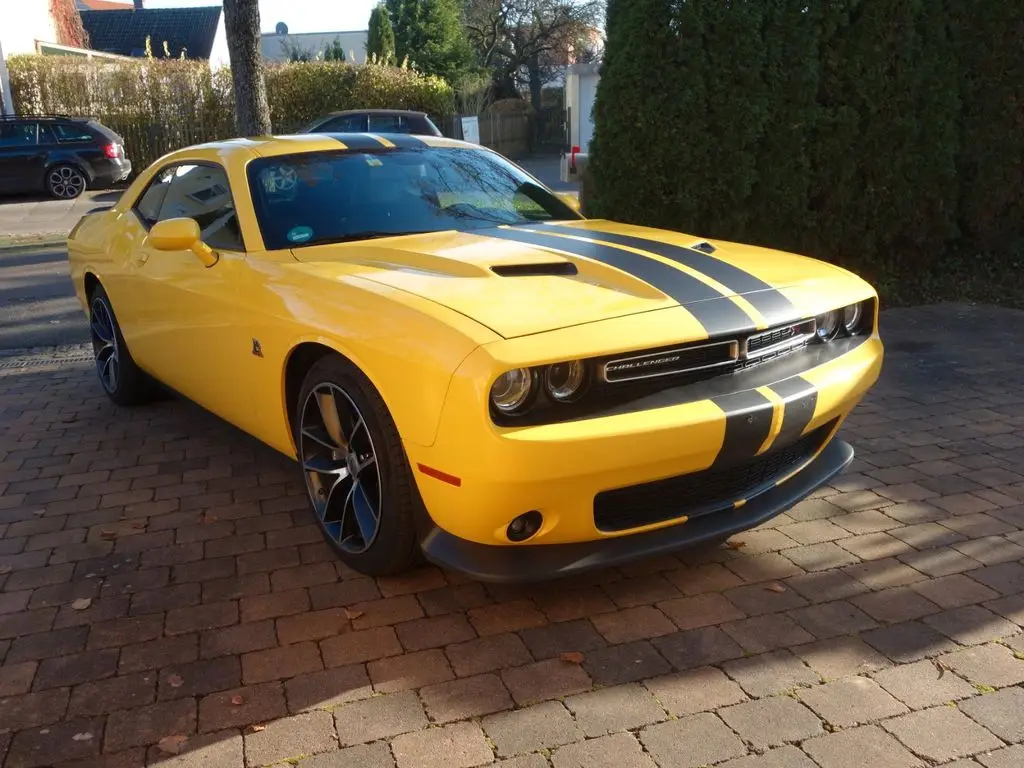 Photo 1 : Dodge Challenger 2018 Petrol