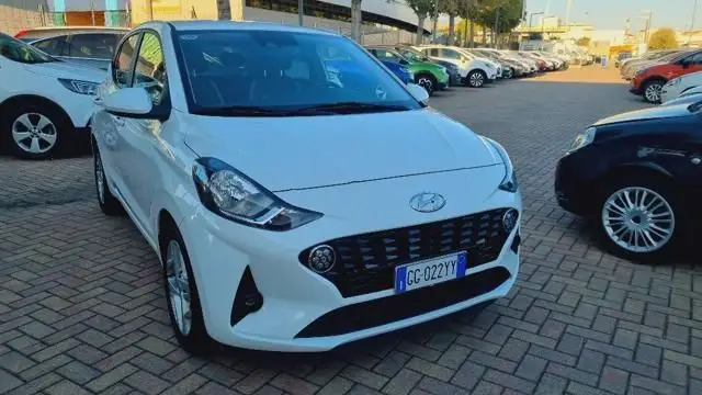 Photo 1 : Hyundai I10 2022 Petrol