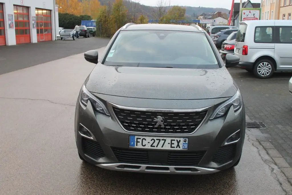 Photo 1 : Peugeot 3008 2018 Diesel