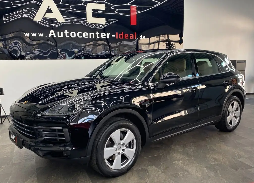 Photo 1 : Porsche Cayenne 2019 Essence