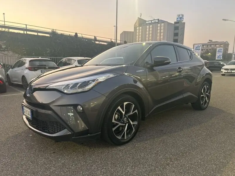 Photo 1 : Toyota C-hr 2021 Hybrid