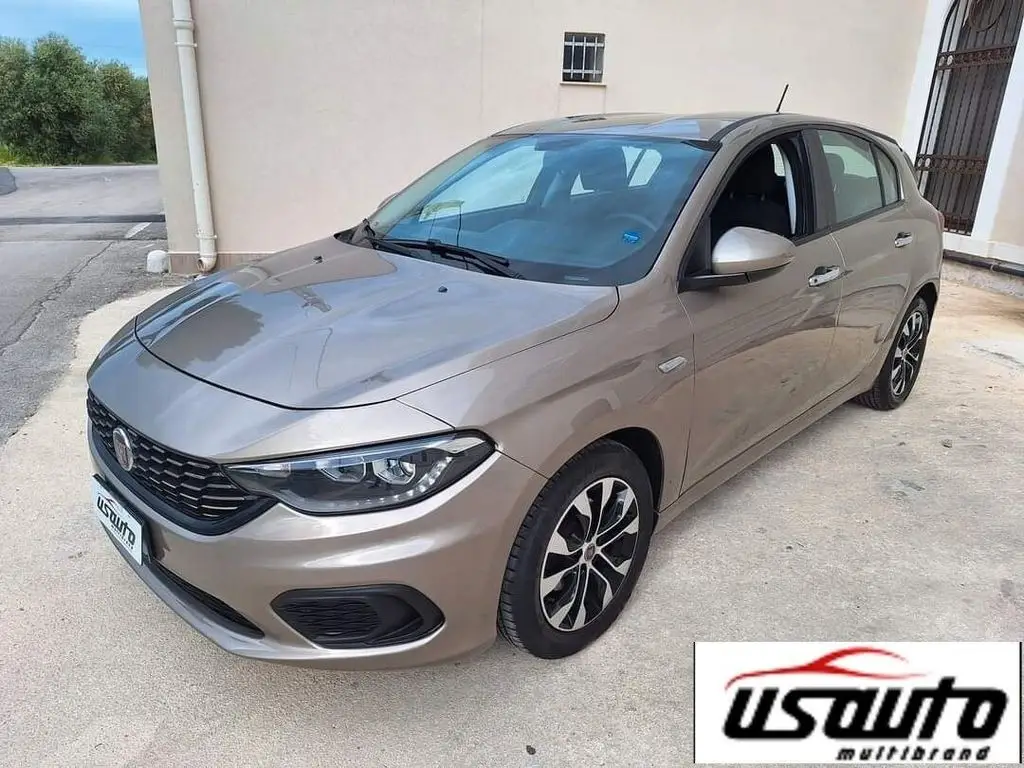 Photo 1 : Fiat Tipo 2018 Diesel