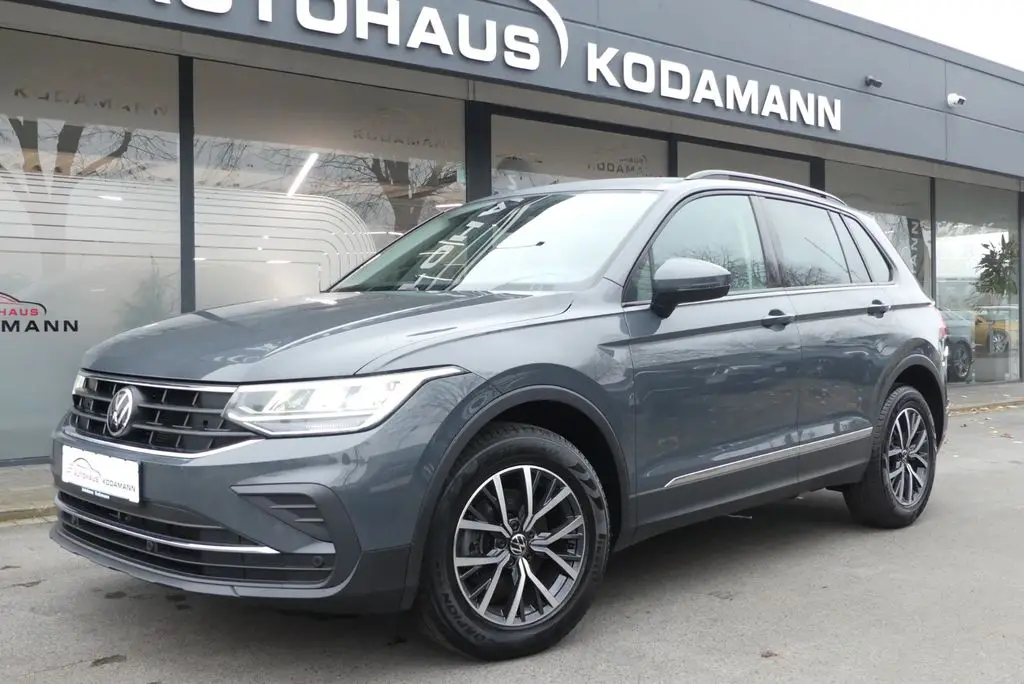 Photo 1 : Volkswagen Tiguan 2022 Essence