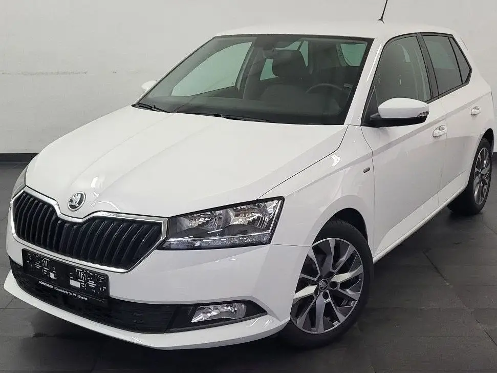 Photo 1 : Skoda Fabia 2021 Essence