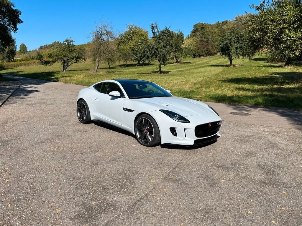 Photo 1 : Jaguar F-type 2016 Petrol