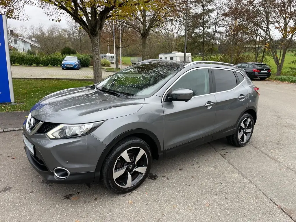 Photo 1 : Nissan Qashqai 2015 Essence