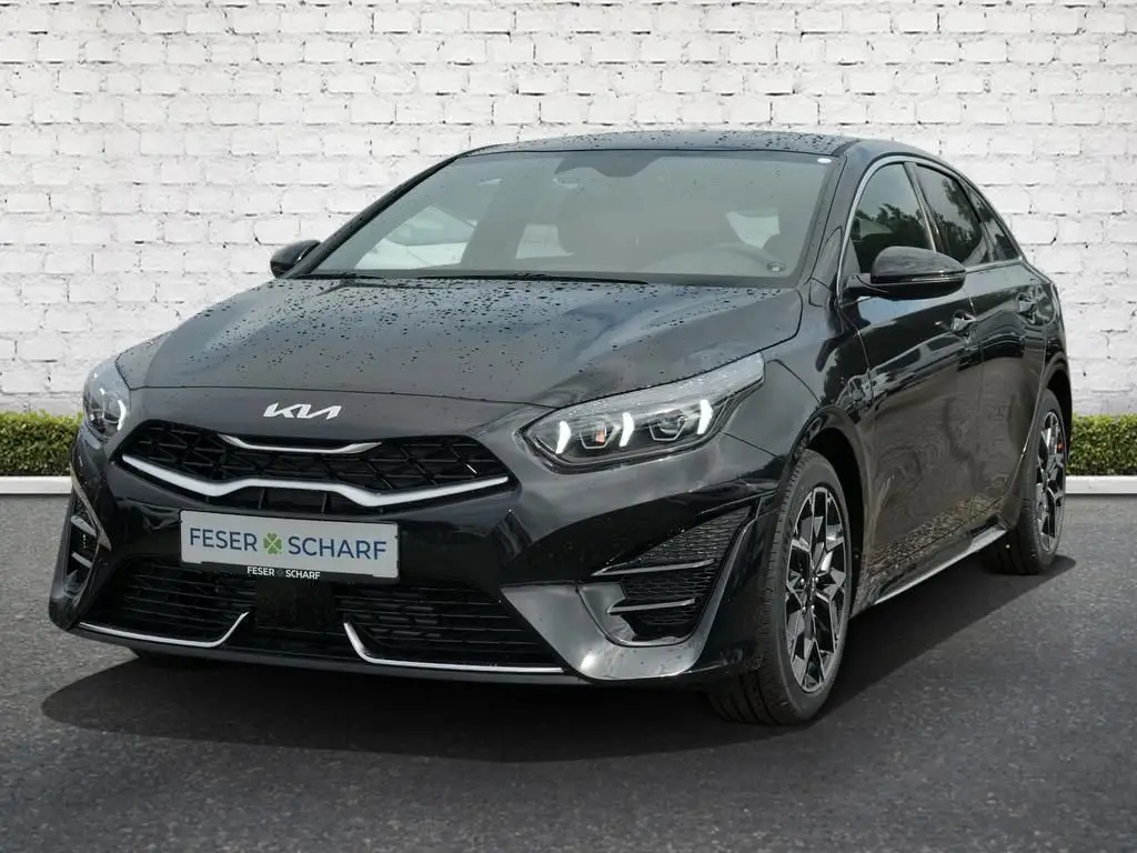 Photo 1 : Kia Proceed 2024 Petrol