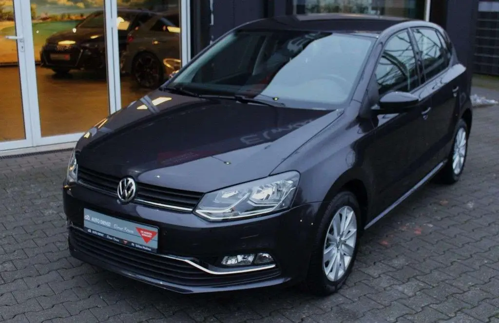 Photo 1 : Volkswagen Polo 2017 Essence