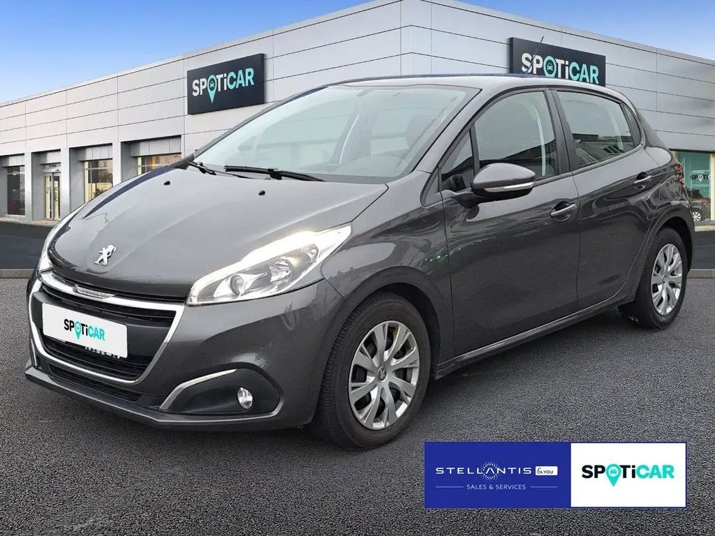 Photo 1 : Peugeot 208 2019 Petrol