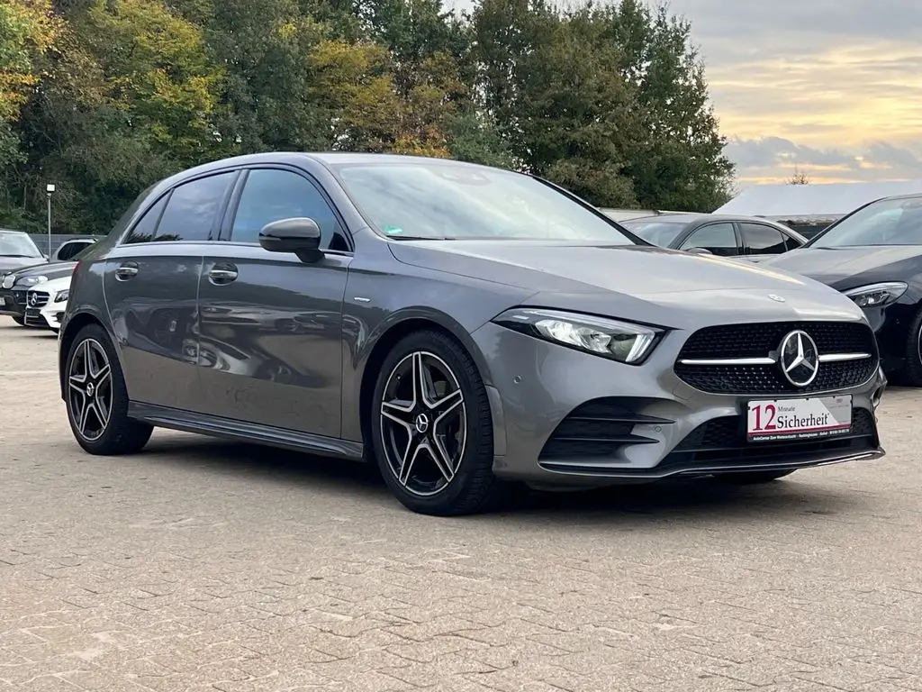 Photo 1 : Mercedes-benz Classe A 2020 Petrol