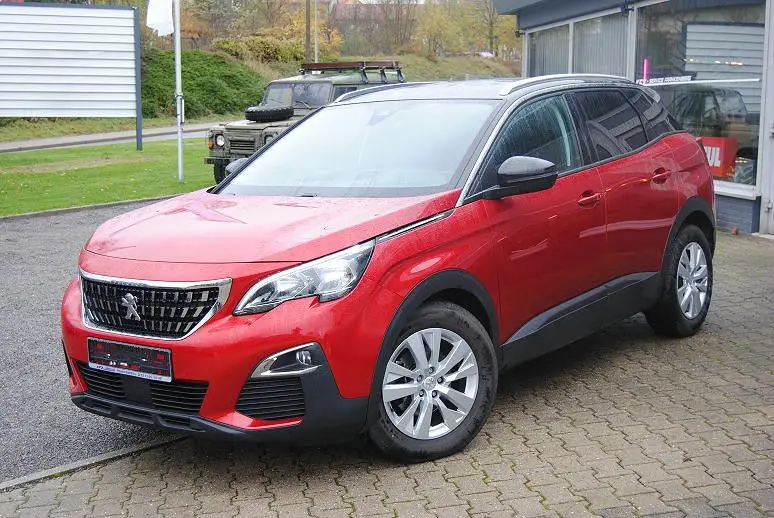 Photo 1 : Peugeot 3008 2018 Essence