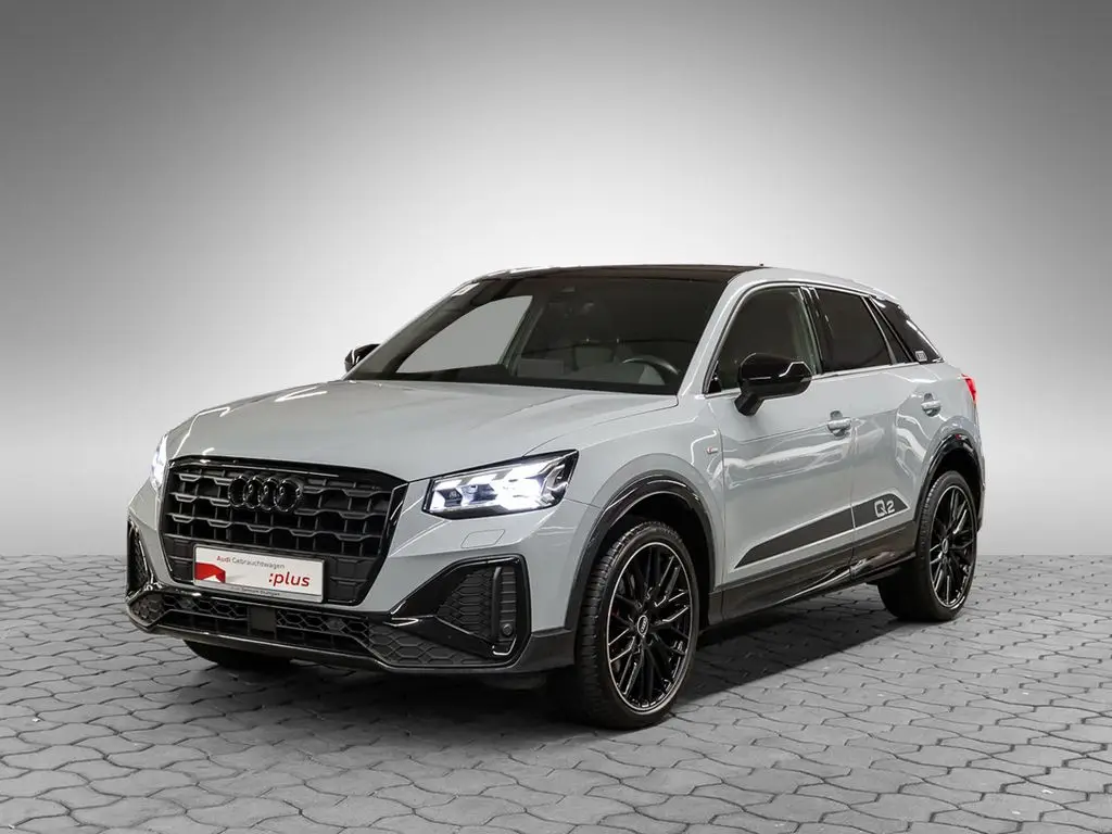 Photo 1 : Audi Q2 2021 Petrol