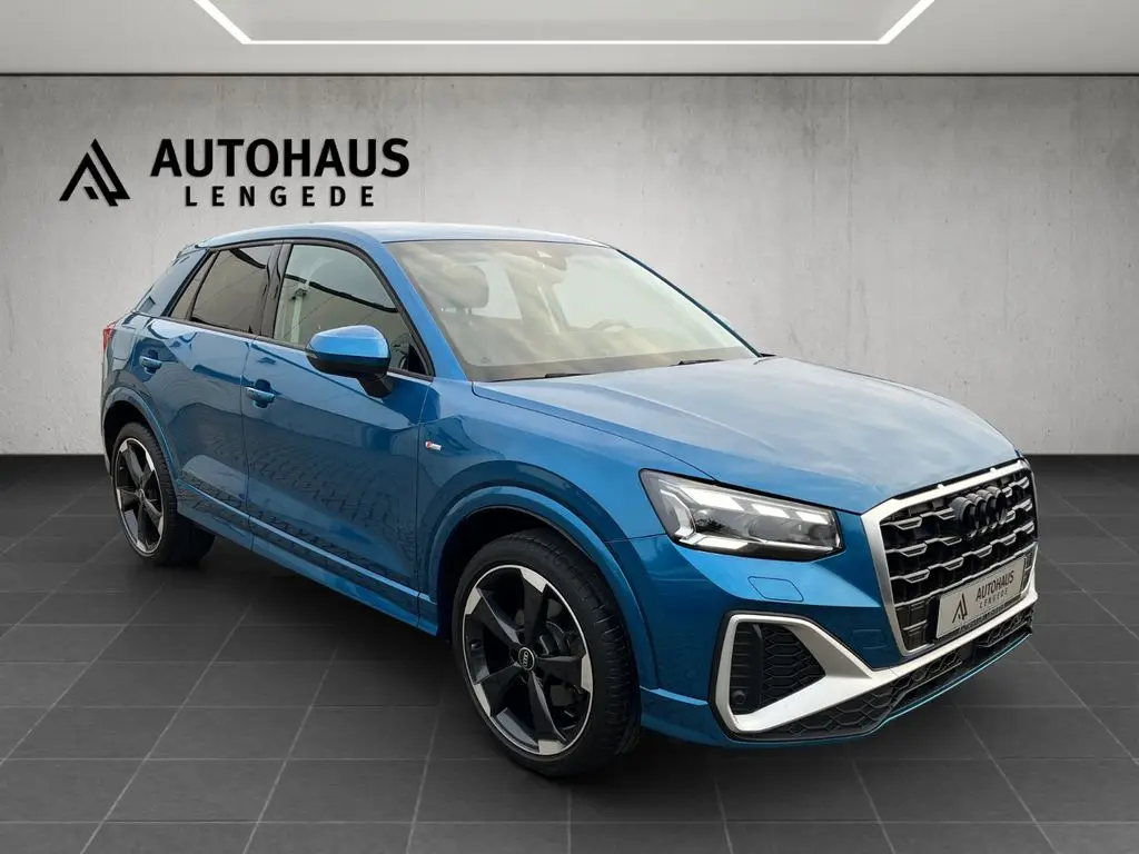 Photo 1 : Audi Q2 2021 Essence