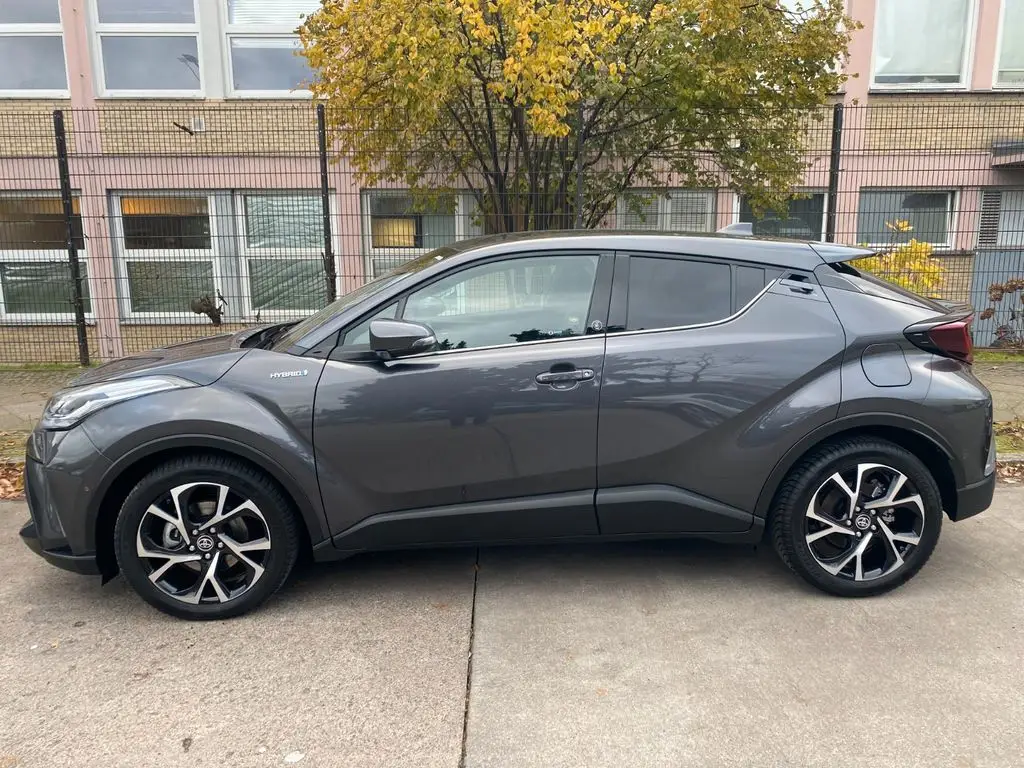 Photo 1 : Toyota C-hr 2021 Hybrid