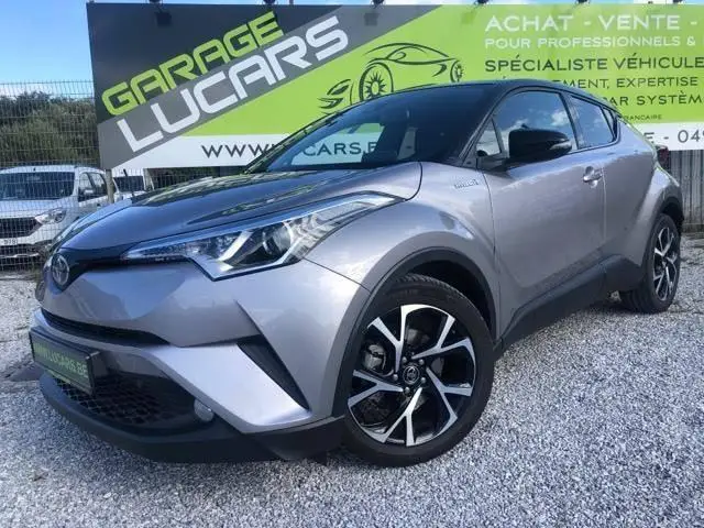 Photo 1 : Toyota C-hr 2019 Petrol