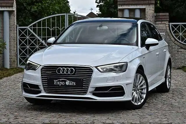 Photo 1 : Audi A3 2015 Electric