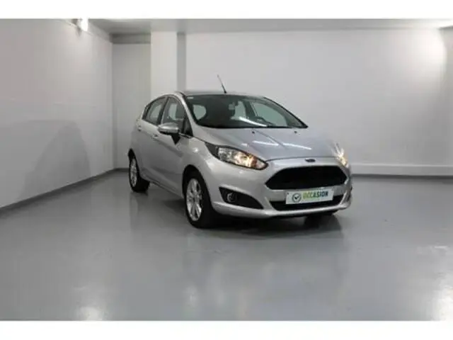 Photo 1 : Ford Fiesta 2016 Petrol