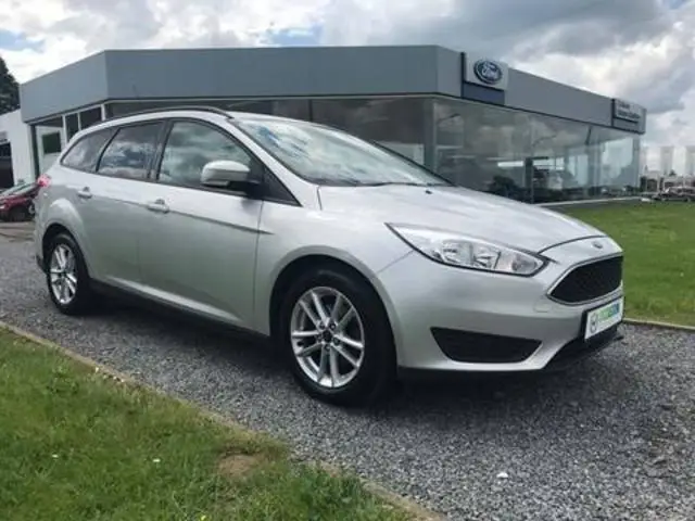 Photo 1 : Ford Focus 2016 Diesel