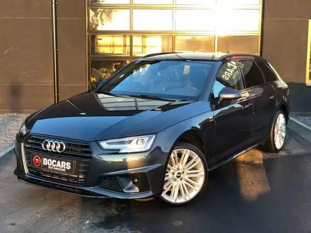 Photo 1 : Audi A4 2019 Essence