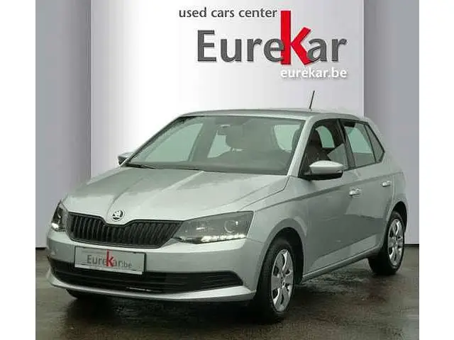 Photo 1 : Skoda Fabia 2017 Essence