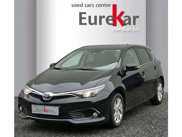 Photo 1 : Toyota Auris 2017 Diesel