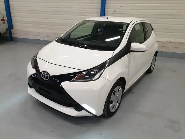 Photo 1 : Toyota Aygo 2016 Essence