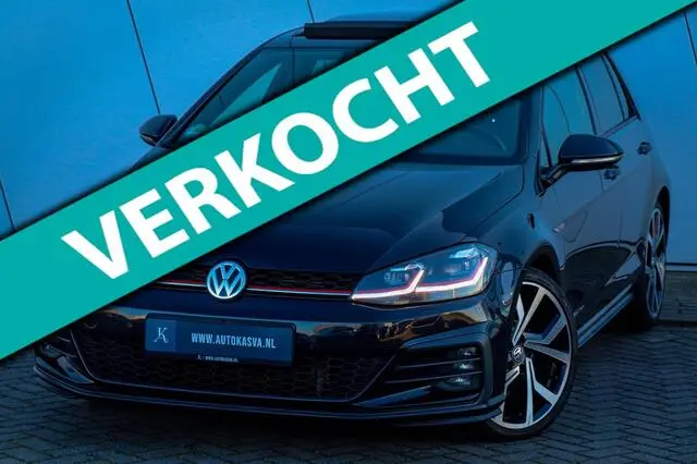 Photo 1 : Volkswagen Golf 2018 Essence