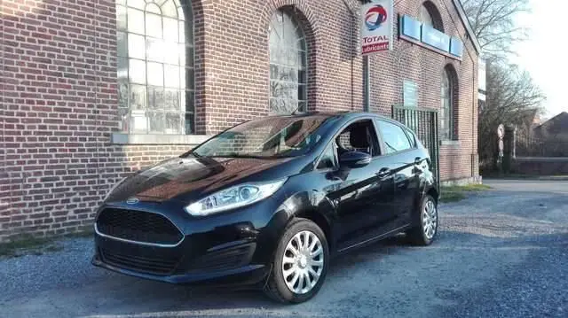 Photo 1 : Ford Fiesta 2016 Petrol