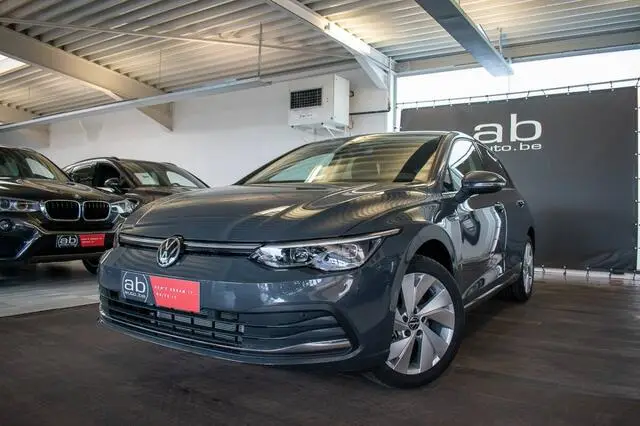 Photo 1 : Volkswagen Golf 2020 Petrol